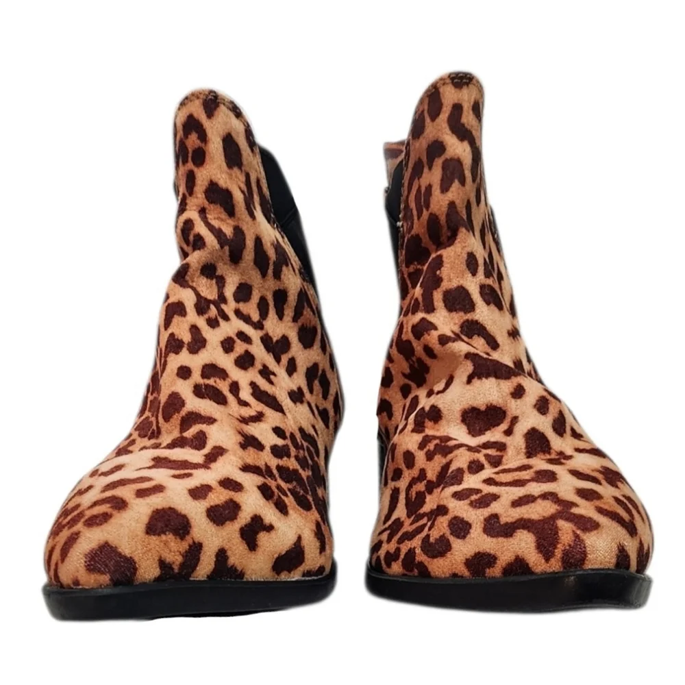 A New Day Krista Microsuede Pointed Leopard Chelsea Bootie, Sz 10